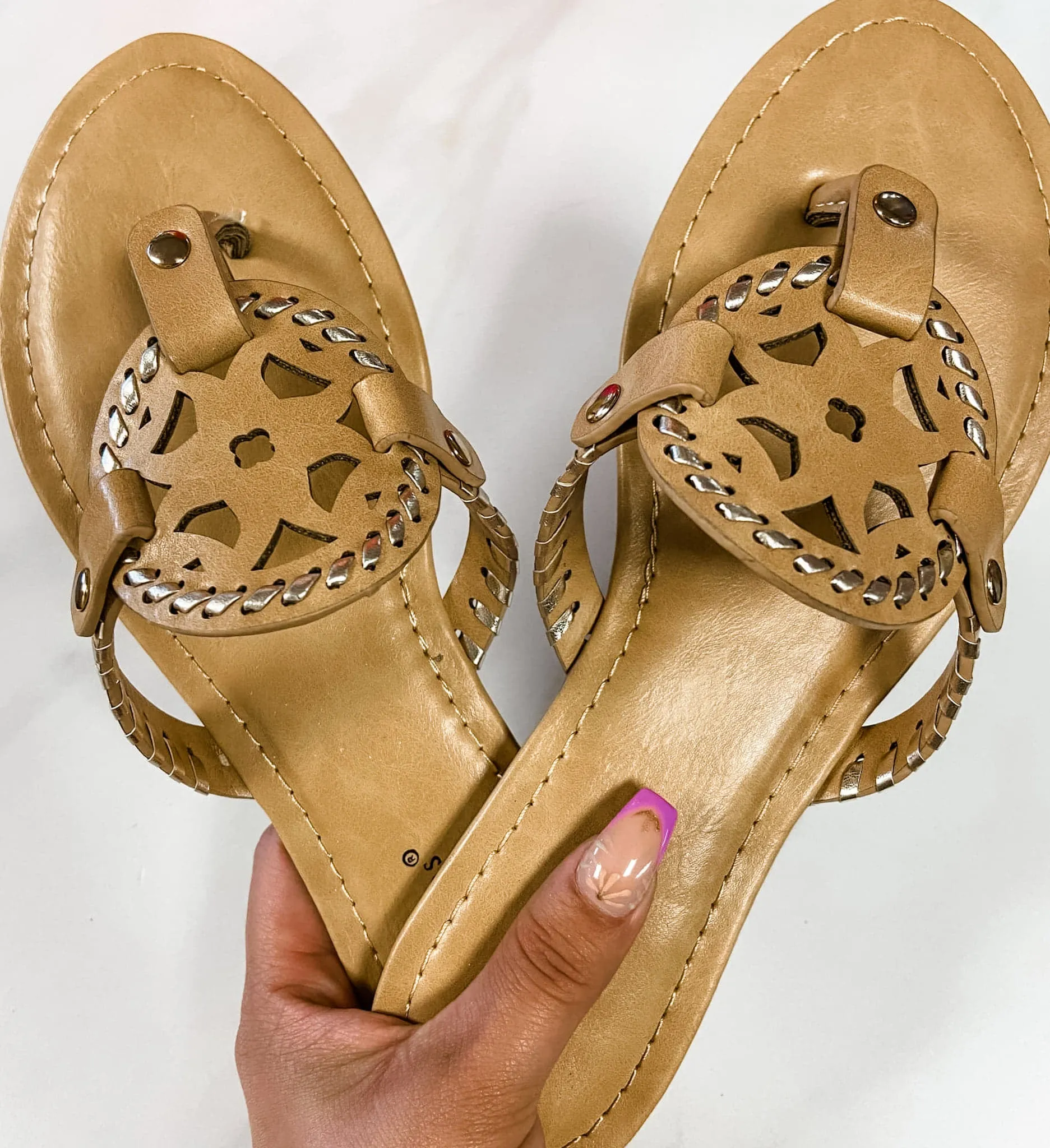 Always Trendy Natural Disc Sandals