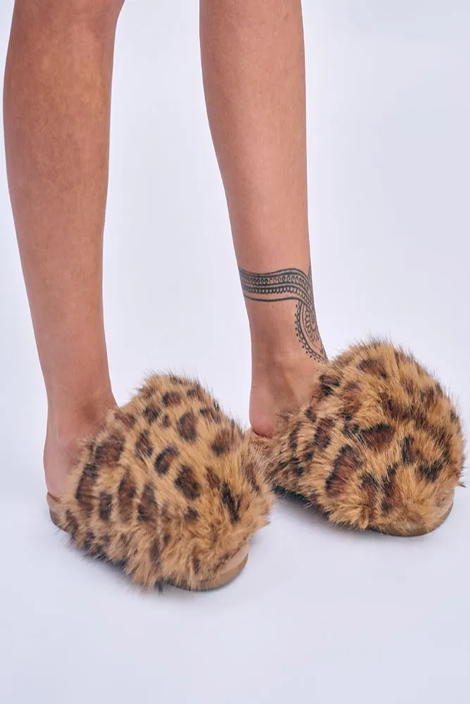 Leopard Print Faux Fur Slipper